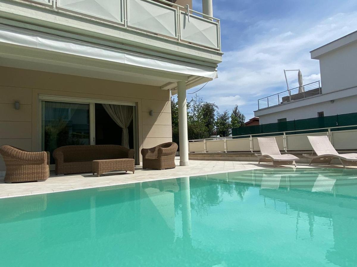 The Diamond - Luxury Villa With Private Pool Padenghe sul Garda Εξωτερικό φωτογραφία